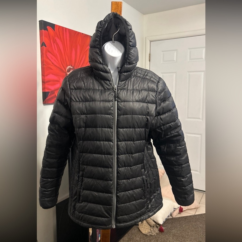 Women's MEDIUM Black Puffer Jacket Coat with Hood